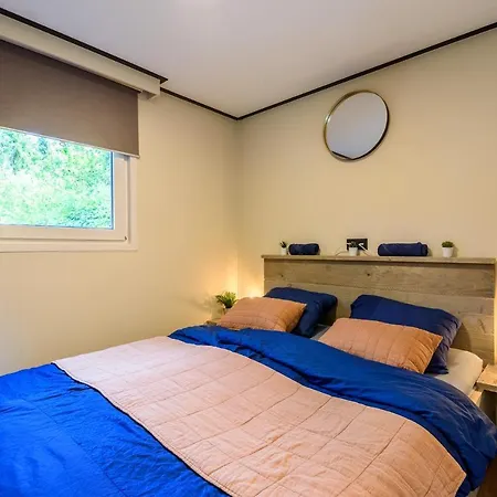 Holiday home Met Eigen Tuin Aan De Veluwse Bosrand Putten