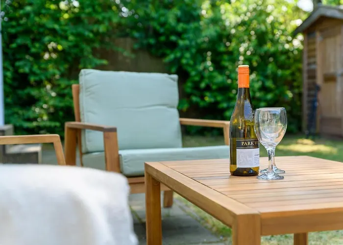 Met Eigen Tuin Aan De Veluwse Bosrand