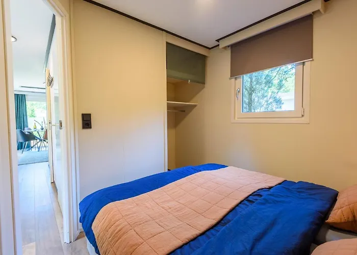 Met Eigen Tuin Aan De Veluwse Bosrand 펜션 *